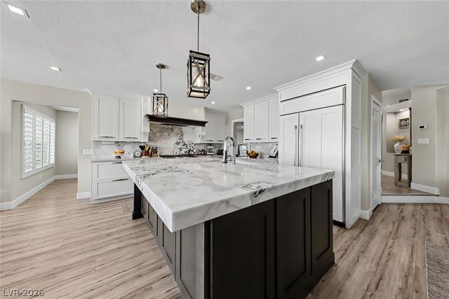8986 Sidebrook Court, Las Vegas, NV 89129