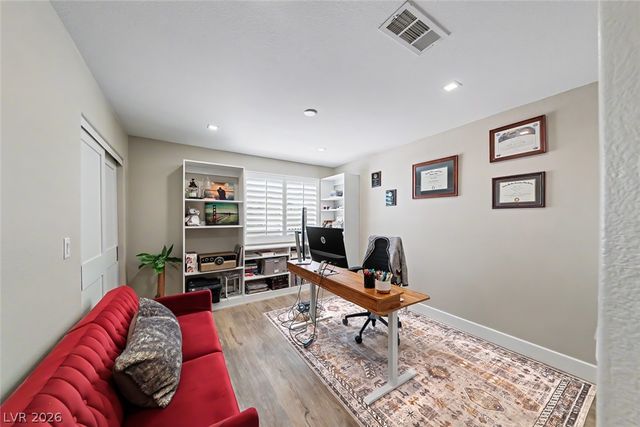8986 Sidebrook Court, Las Vegas, NV 89129