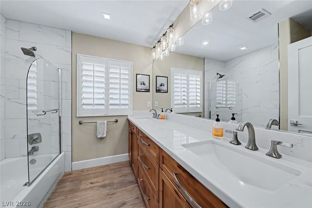 8986 Sidebrook Court, Las Vegas, NV 89129