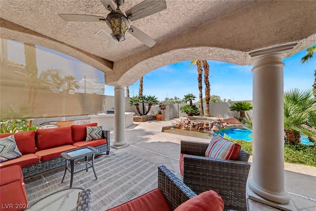 8986 Sidebrook Court, Las Vegas, NV 89129
