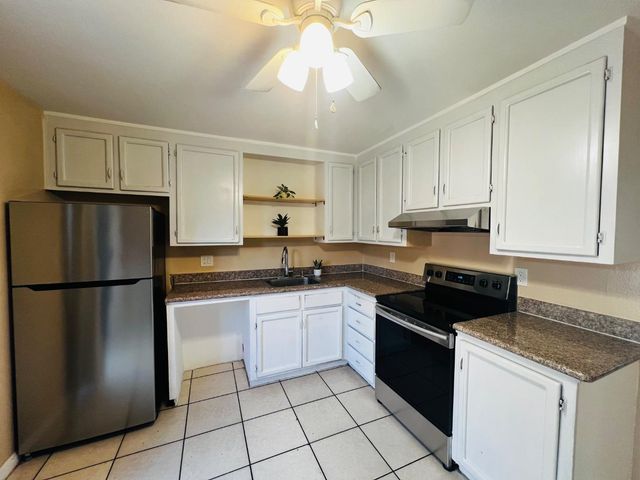 7759 Murray Avenue, Gilroy, CA 95020
