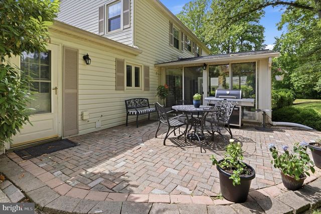 1703 CROFTON PKWY, Crofton, MD 21114