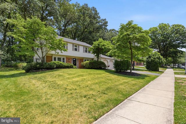 1703 CROFTON PKWY, Crofton, MD 21114