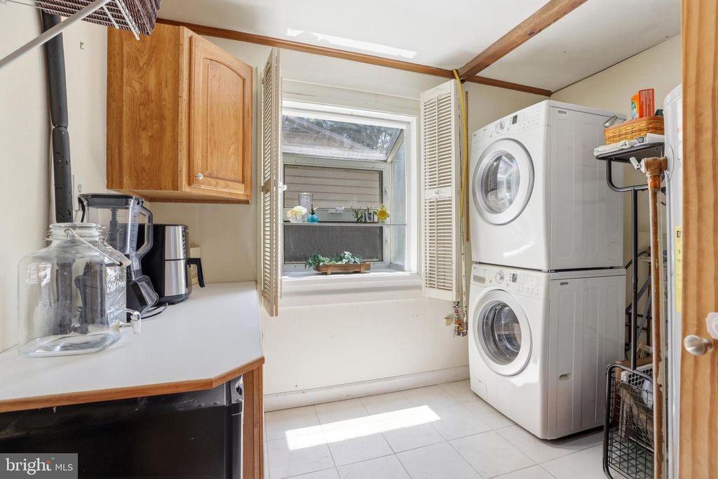 Image 22 of property listing at 1703 CROFTON PKWY, Crofton, MD 21114