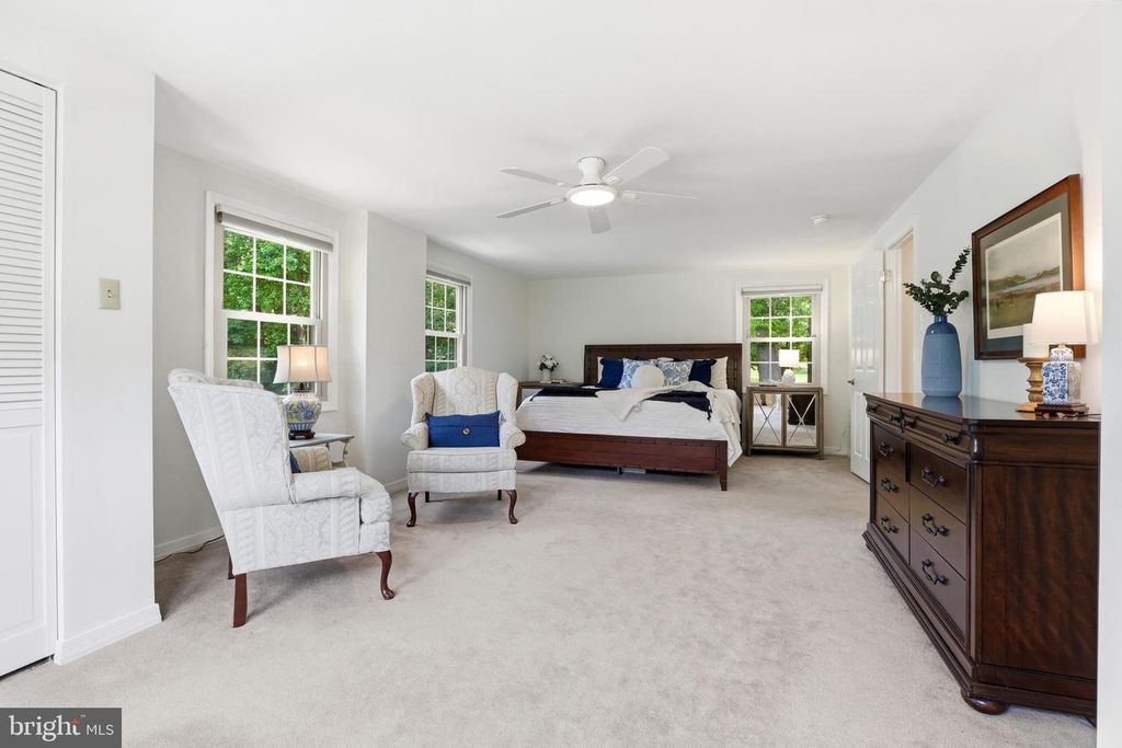 Image 27 of property listing at 1703 CROFTON PKWY, Crofton, MD 21114