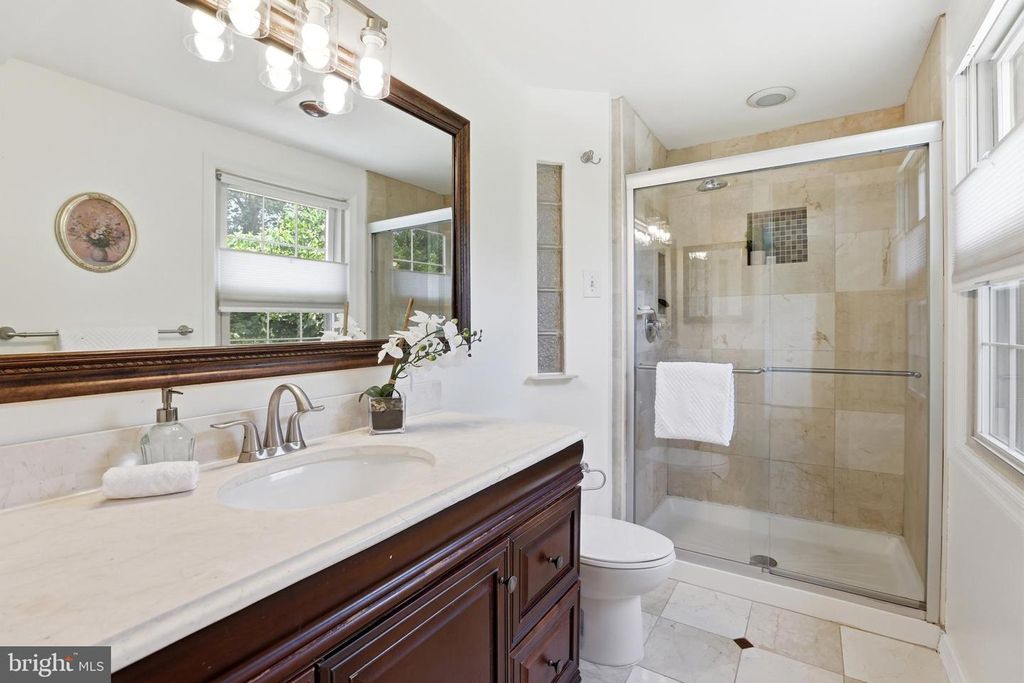 Image 31 of property listing at 1703 CROFTON PKWY, Crofton, MD 21114