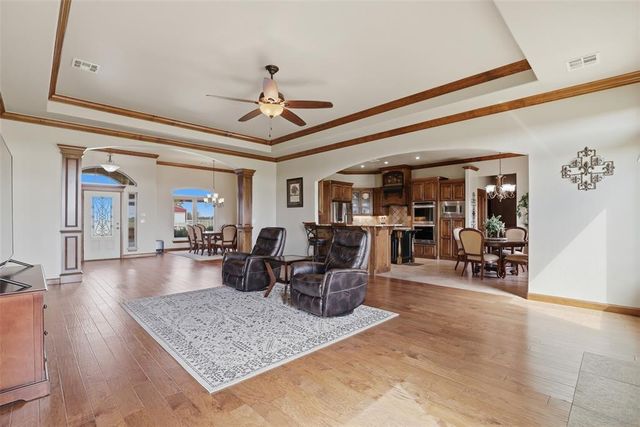 2800 Fontaine Place, El Reno, OK 73036