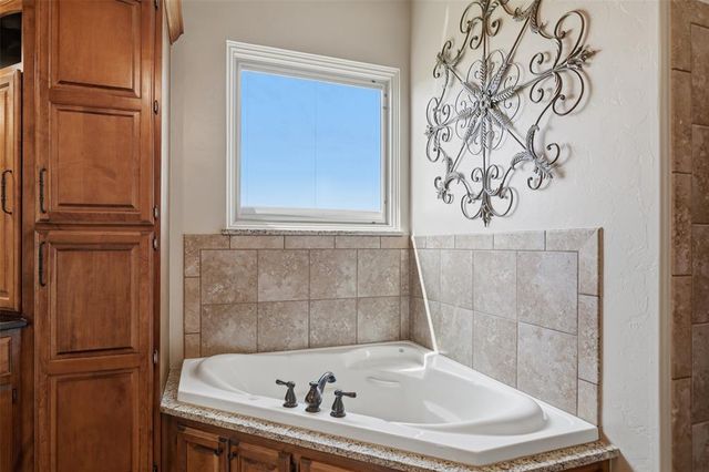 2800 Fontaine Place, El Reno, OK 73036