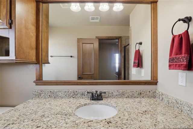 2800 Fontaine Place, El Reno, OK 73036