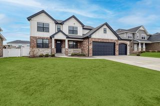 15903 Crimson Drive, Lockport, IL 60441