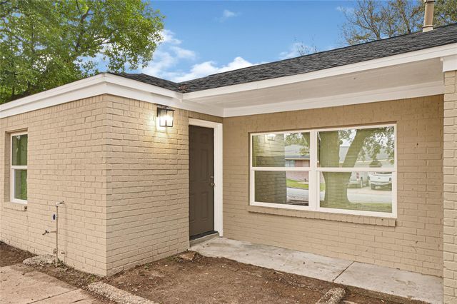 2204 Benson Drive, Galena Park, TX 77547