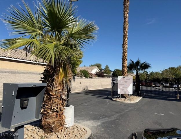 4936 Droubay Drive, Las Vegas, NV 89122