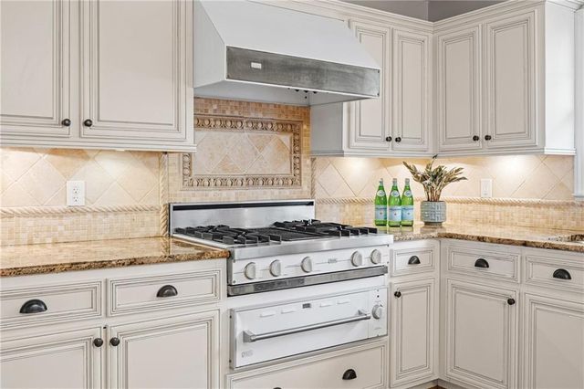 2686 Parkview NE Drive, Atlanta, GA 30345