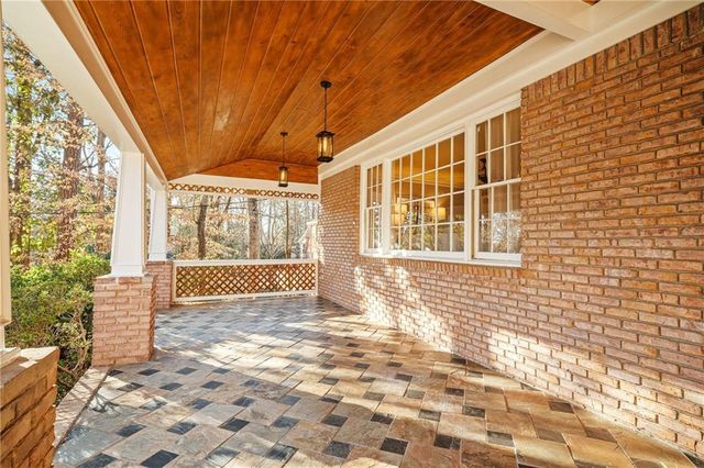 2686 Parkview NE Drive, Atlanta, GA 30345