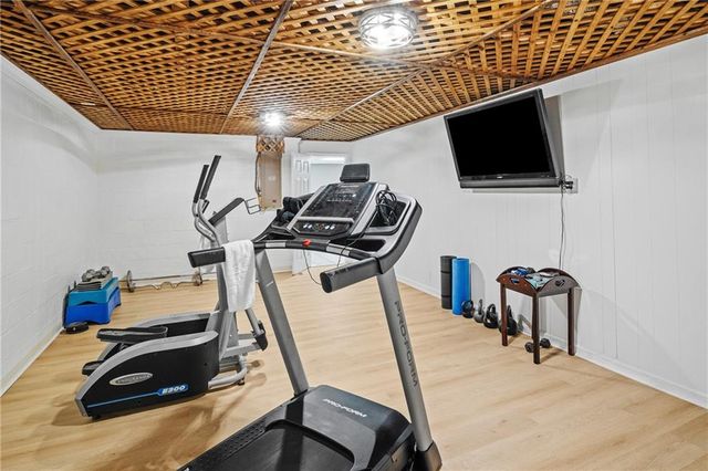 2686 Parkview NE Drive, Atlanta, GA 30345