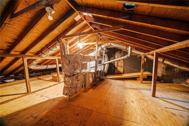 2686 Parkview NE Drive, Atlanta, GA 30345