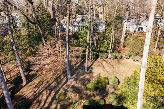 2686 Parkview NE Drive, Atlanta, GA 30345