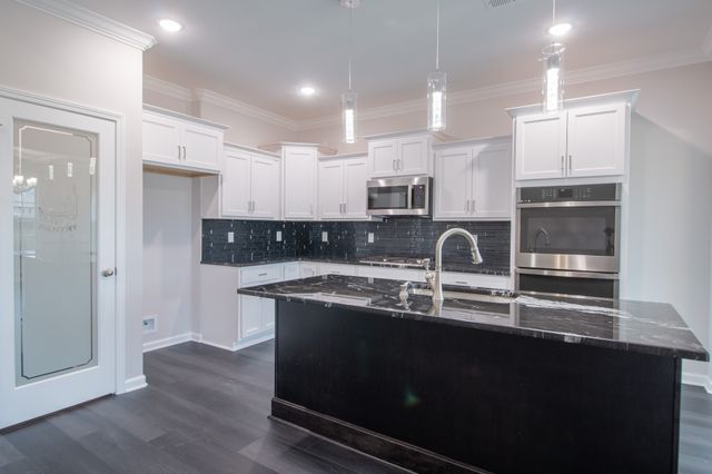 617 Summerfield, Clarksville, TN 37040