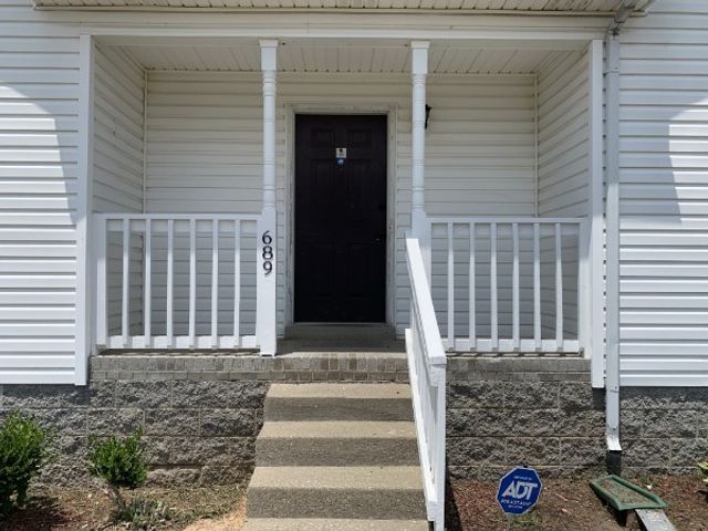 689 Artic Ave, Oak Grove, KY 42262