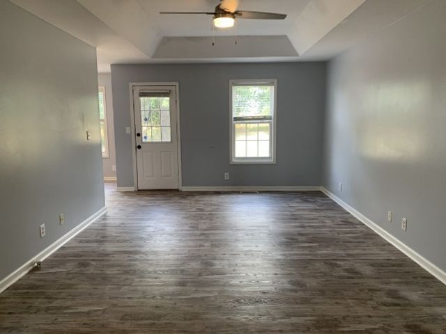 689 Artic Ave, Oak Grove, KY 42262