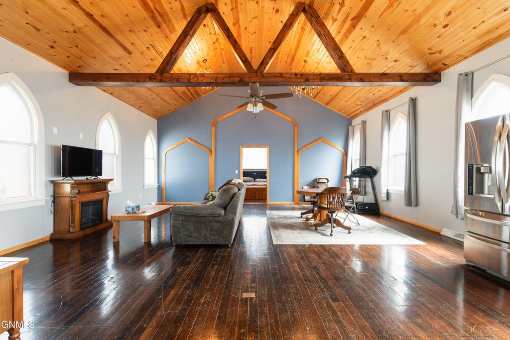 303 1st Avenue NE, Garrison, ND 58540 photo 10