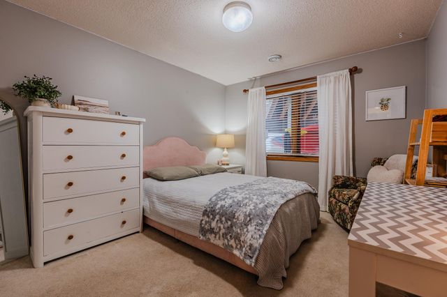2804 32nd Street S, Fargo, ND 58103