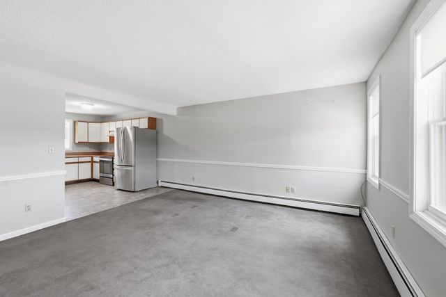 146 Hecla St 2B, Uxbridge, MA 01569