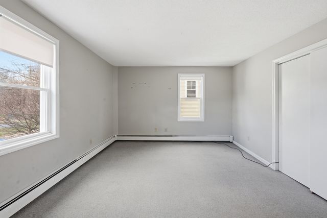 146 Hecla St 2B, Uxbridge, MA 01569