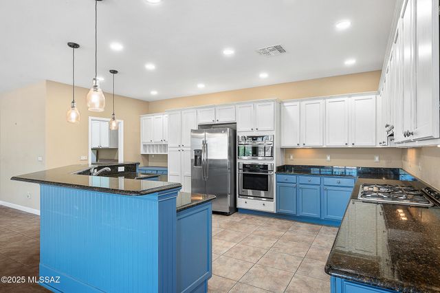 514 N Keyes Road, Green Valley, AZ 85614