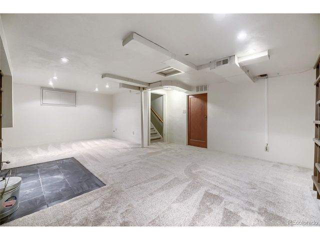 7050 W 5th Ave, Lakewood, CO 80226