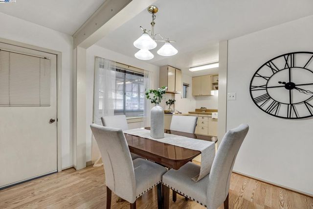 589 S M St, Livermore, CA 94550