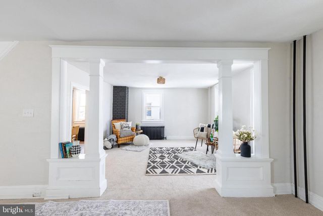 144 W KING ST, Littlestown, PA 17340