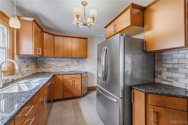 1217 Maple Avenue, Niagara Falls, NY 14305
