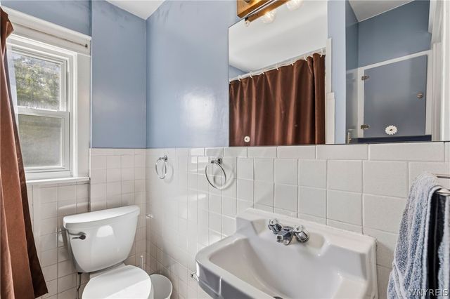 1217 Maple Avenue, Niagara Falls, NY 14305