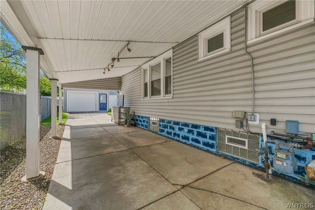 1217 Maple Avenue, Niagara Falls, NY 14305