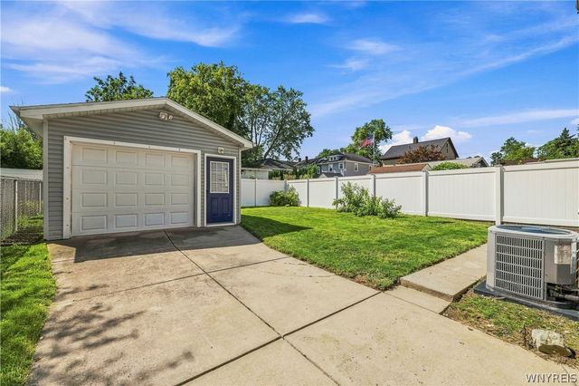 1217 Maple Avenue, Niagara Falls, NY 14305