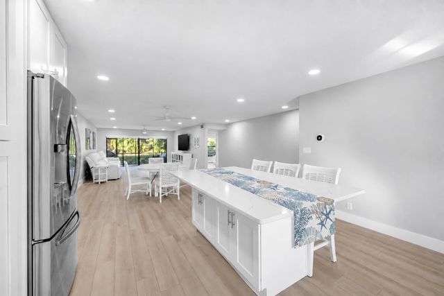 300 N Hwy A1A 105D, Jupiter, FL 33477