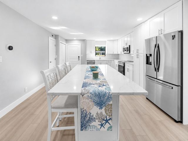 300 N Hwy A1A 105D, Jupiter, FL 33477