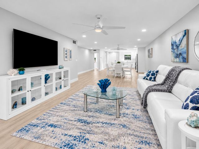 300 N Hwy A1A 105D, Jupiter, FL 33477