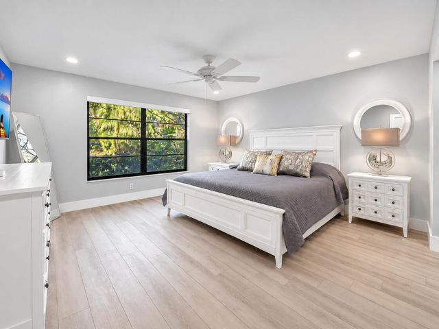 300 N Hwy A1A 105D, Jupiter, FL 33477