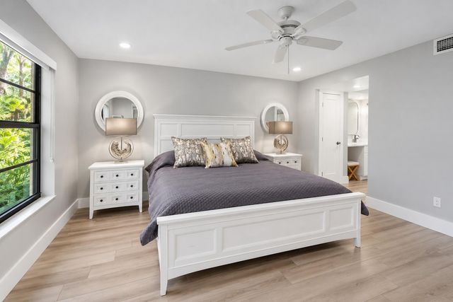 300 N Hwy A1A 105D, Jupiter, FL 33477