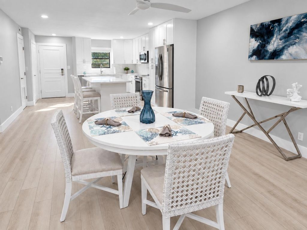 300 N Hwy A1A 105D, Jupiter, FL 33477