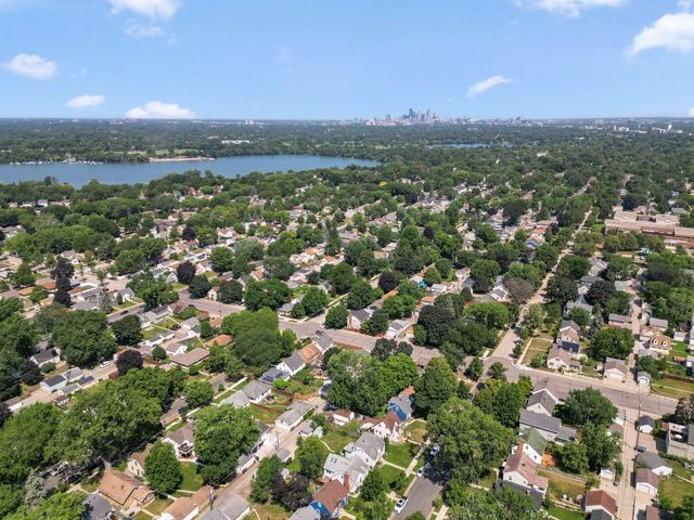 5412 30th Avenue S, Minneapolis, MN 55417