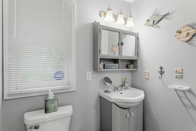 47202 N Sunset Circle, Bloomingdale, MI 49026