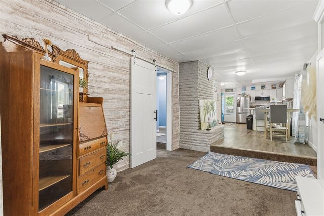 47202 N Sunset Circle, Bloomingdale, MI 49026