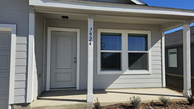 7924 Gilbert Street, Mckinney, TX 75071