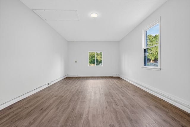 1006 Peachers Mill Rd, Clarksville, TN 37042