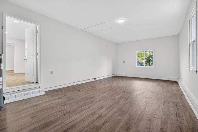 1006 Peachers Mill Rd, Clarksville, TN 37042