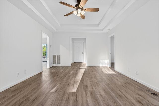 1006 Peachers Mill Rd, Clarksville, TN 37042