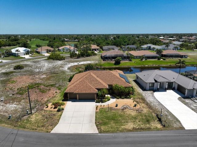 19 MEDALIST WAY, Rotonda West, FL 33947